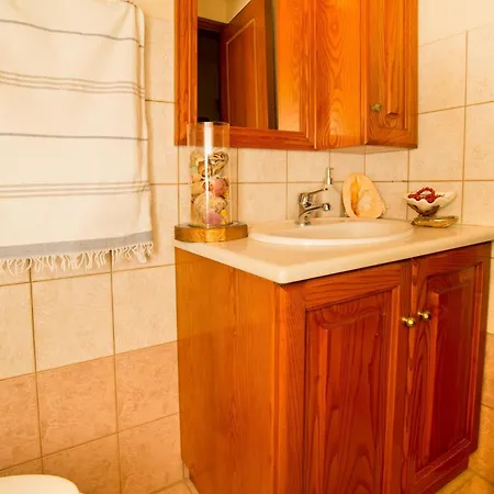 Holiday home Eirini's *
